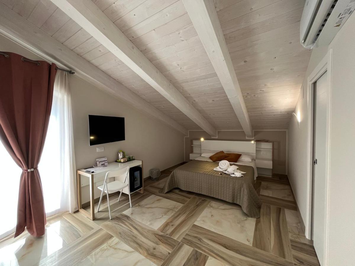 A La Puesta Del Sol Bed & Breakfast Агрополи Екстериор снимка