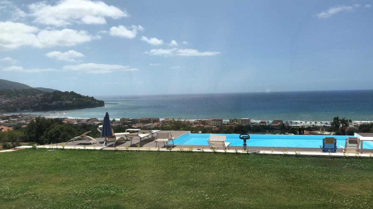 A La Puesta Del Sol Bed & Breakfast Агрополи Екстериор снимка