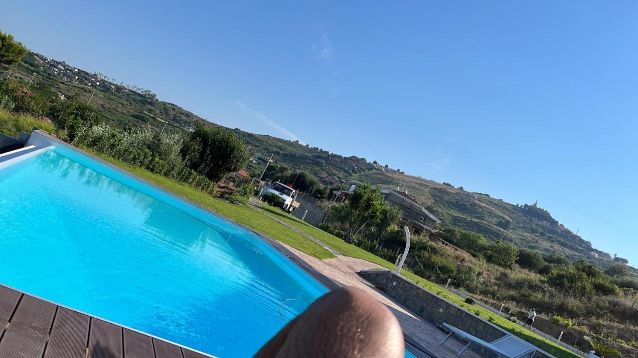 A La Puesta Del Sol Bed & Breakfast Агрополи Екстериор снимка